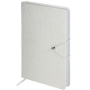 Ежедневник недатированный А5 138х213 мм, BRAUBERG «Braided», под кожу, гвоздик 160 л., белый, 116600